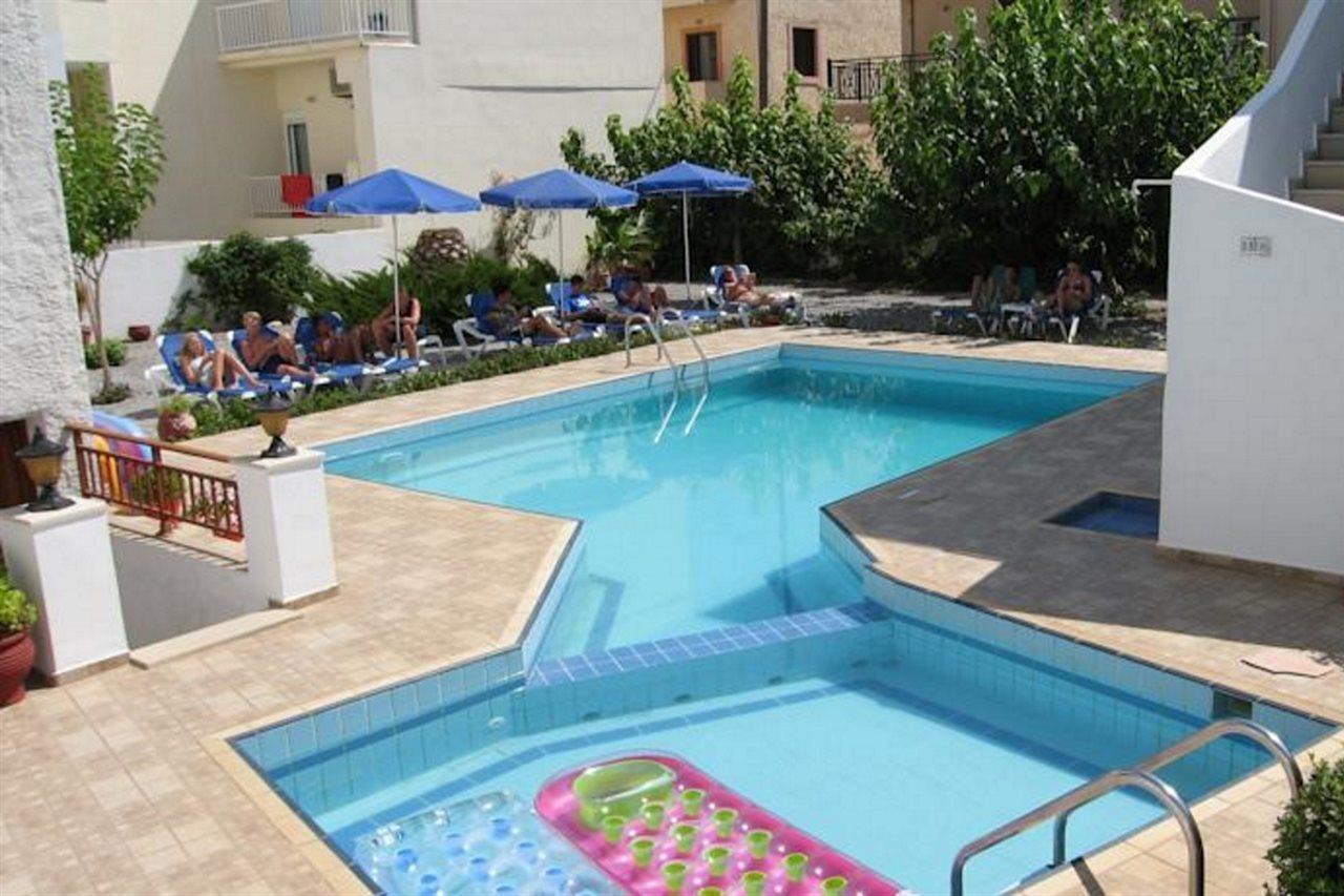 Blue Sea Hotel Apartments Rethymno  Екстер'єр фото