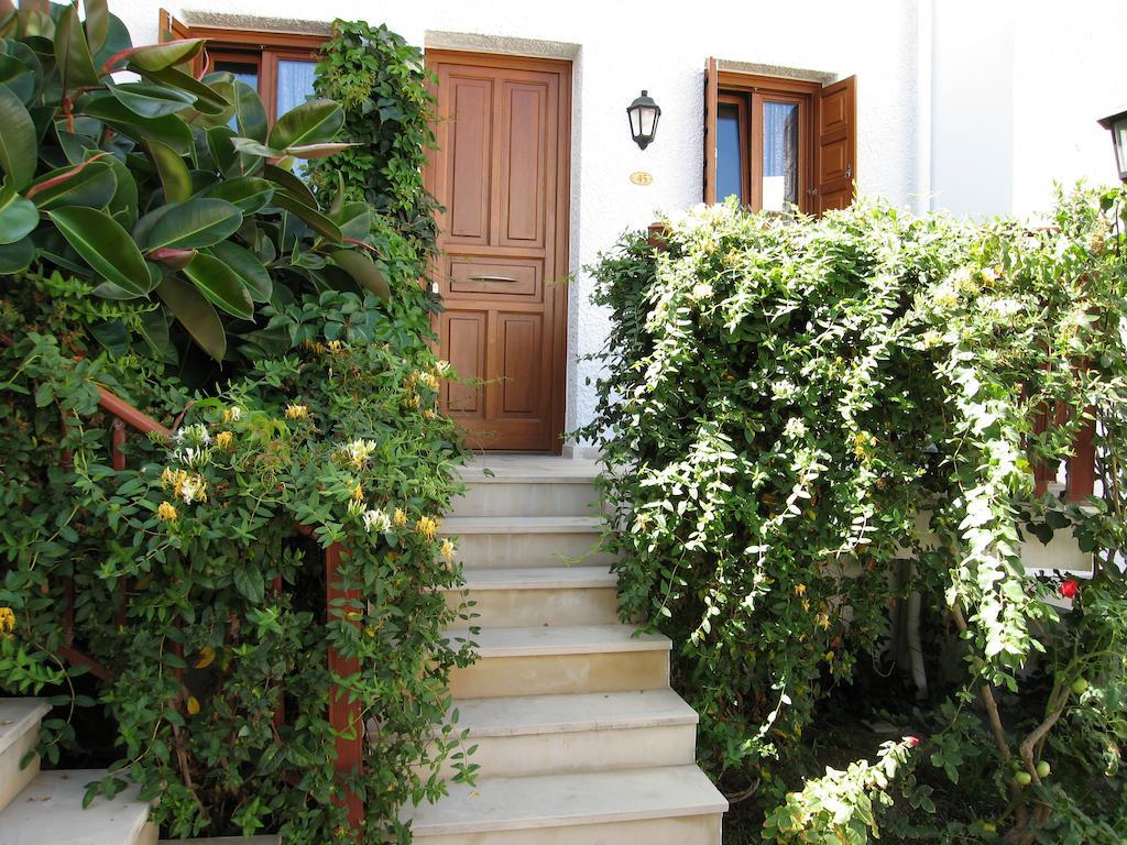 Blue Sea Hotel Apartments Rethymno  Екстер'єр фото